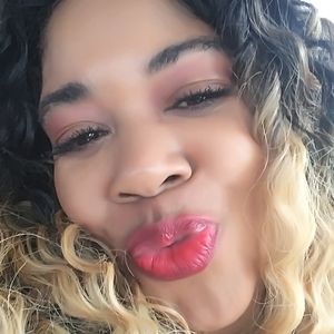 Meet your Posher, Deanna